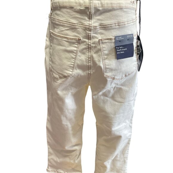 Ecru High Rise Capri Pant - Picture 2 of 2